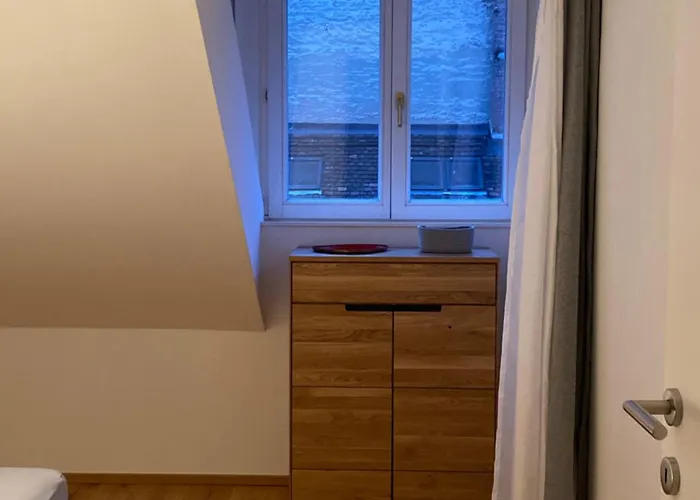 At Rochusmarkt Apartman Bécs